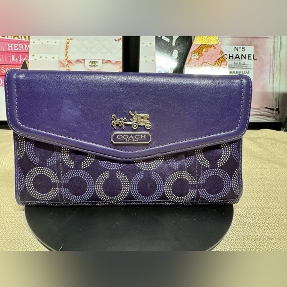 EUC Coach Madison Dotted Op Art Purple Wallet - Picture 1 of 12